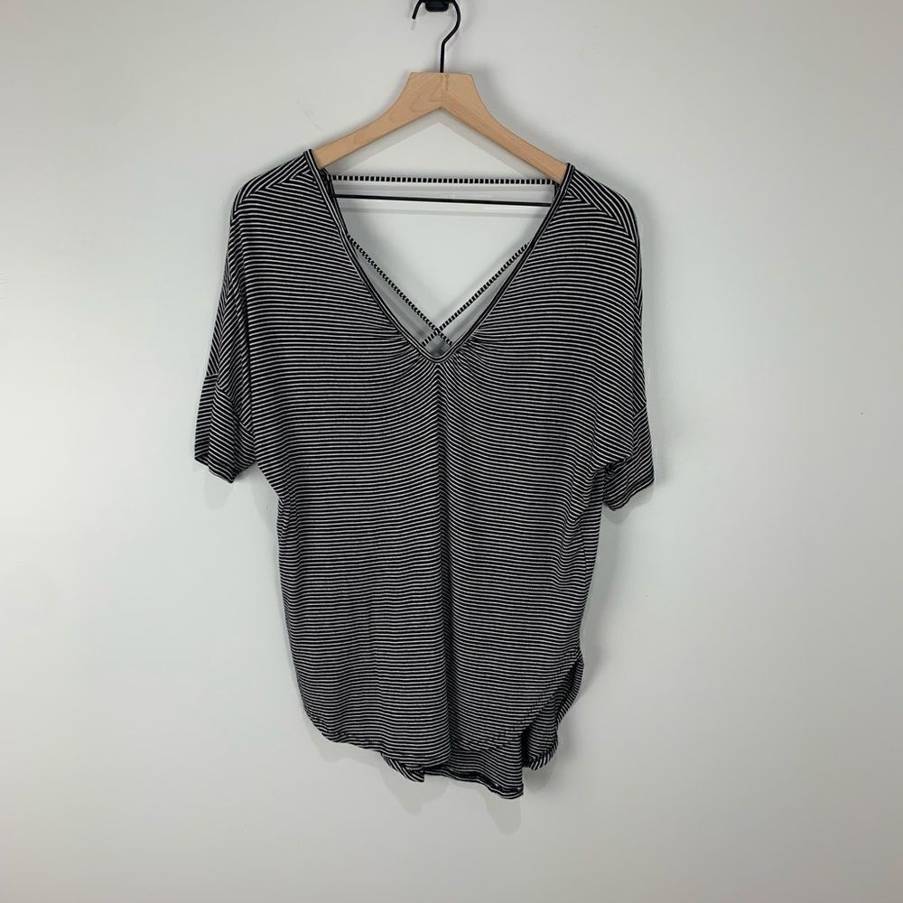 Olivia Sky Black/White Striped Tee